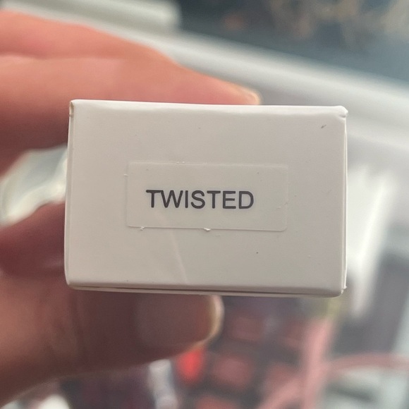 KAB Cosmetics: Lip Duo (Twisted) - Picture 3 of 3